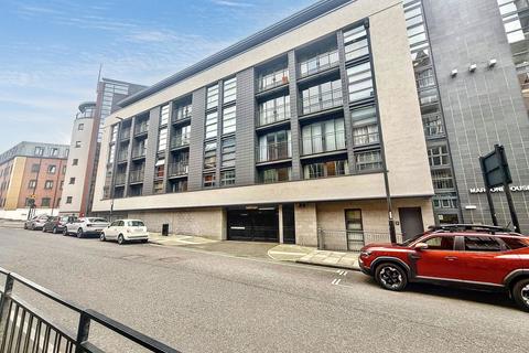 2 bed property, in Melbourne Street, £105,000