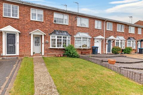 3 bed property, in Maurice Road, £260,000