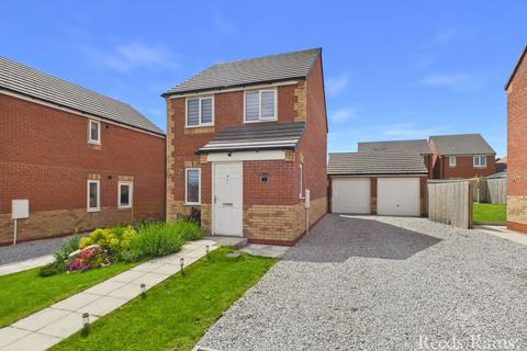 3 bed property, in Guildford Crescent, £220,000