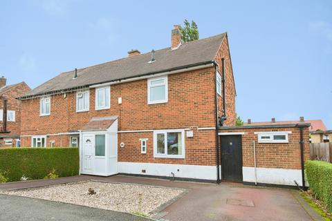 3 bed property, in Tewkesbury Crescent, £210,000
