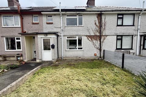 3 bed property, in Tawelfan, £135,000