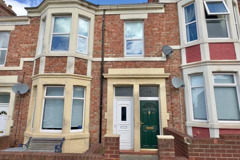 2 bed property, in Inskip Terrace, £82,000