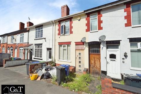 2 bed property, in Dudley Wood Road, £190,000