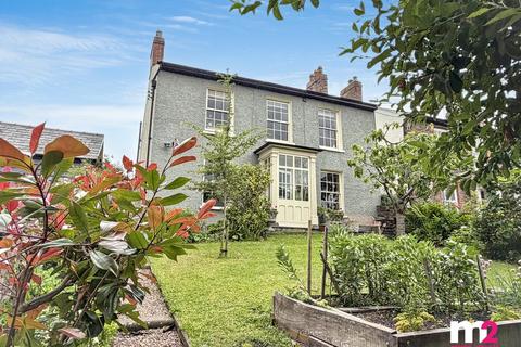 4 bed property, in Merthyr Road, £635,000