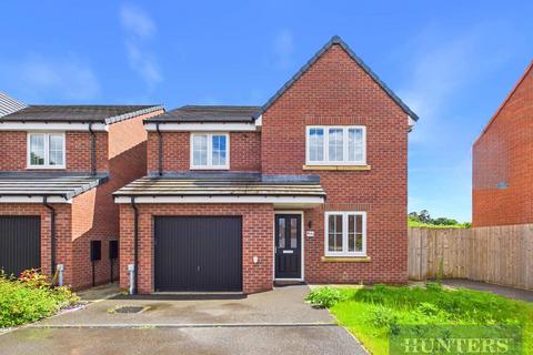 4 bed property, in Poppy Drive, £360,000
