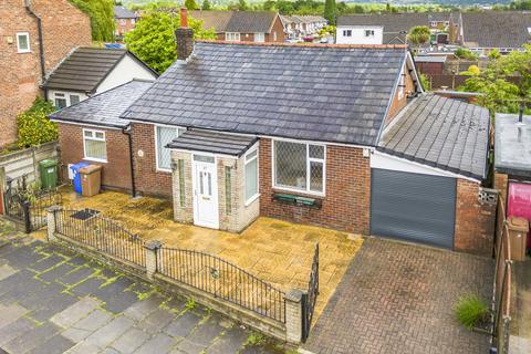 3 bed property, in Whittles Avenue, £325,000