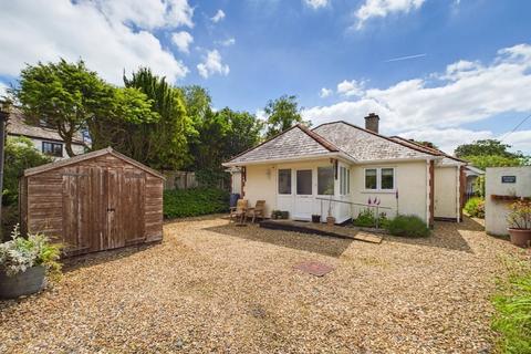 3 bed property, in Lewdown, £300,000