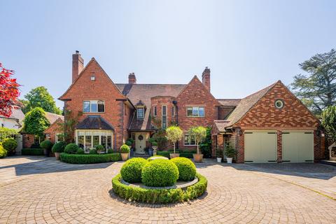 4 bed property, in Woodmead, £2,300,000