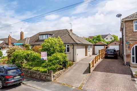 3 bed property, in St. Margarets Road, £300,000