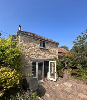 3 bed property, in Park Corner, £850,000