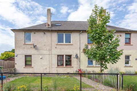 2 bed property, in 47 Wilson Avenue, £140,000