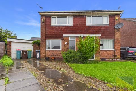 2 bed property, in Whitby Avenue, £155,000