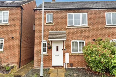 3 bed property, in Plough Lane, £350,000