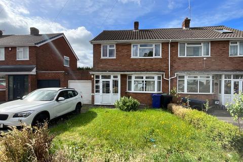 3 bed property, in Whittingham Road, £235,000