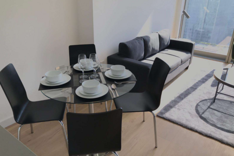 1 bed property, in Landmark Pinnacle, £613,000