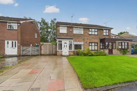 3 bed property, in Shearwater Road, £289,950