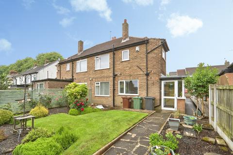 3 bed property, in Lynnwood Gardens, £350,000