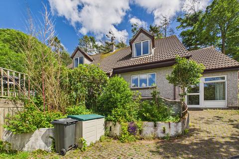 3 bed property, in West Looe Hill, £440,000