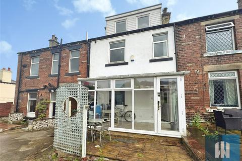 3 bed property, in Shillbank Lane, £150,000