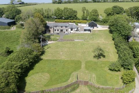 6 bed property, in Lombard, £1,250,000