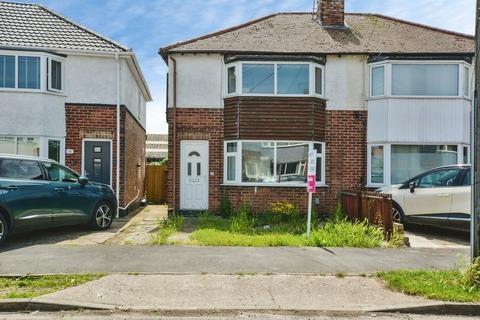 3 bed property, in George Avenue, £120,000