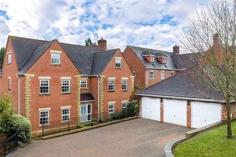 6 bed property, in Yarnells Hill, £2,250,000