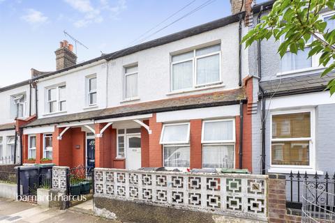 3 bed property, in Thackeray Avenue, £565,000