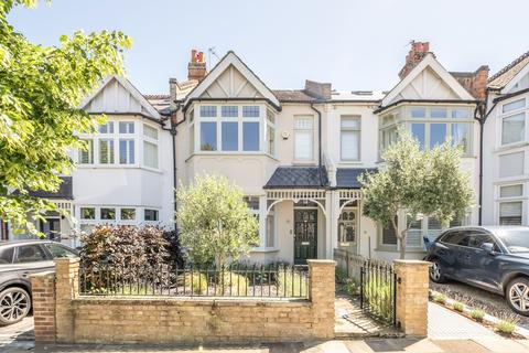 4 bed property, in Palewell Park, £1,750,000