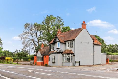 3 bed property, in Southam Road, £550,000