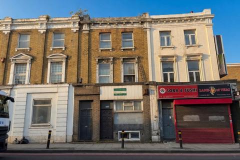 3 bed property, in 108 Blackheath Road, £395,000