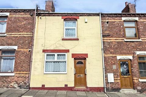 2 bed property, in Ninth Street, £30,000