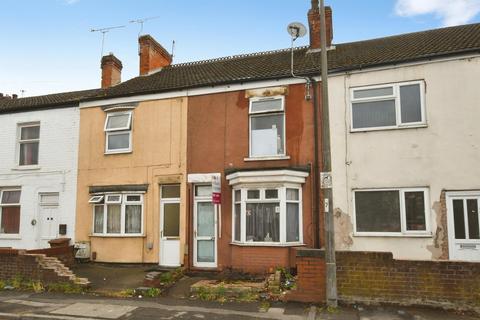 3 bed property, in Berkeley Street, £90,000