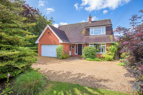 4 bed property, in Mill Road, £475,000
