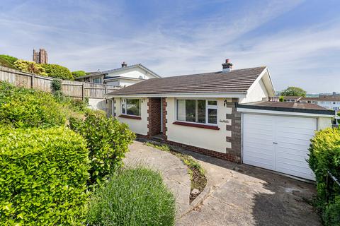 2 bed property, in Churchfields, £399,995