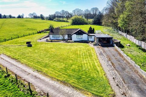 3 bed property, in Quarry Farm, £1,000,000