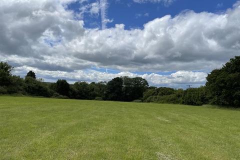 Land, in Binley, £285,000