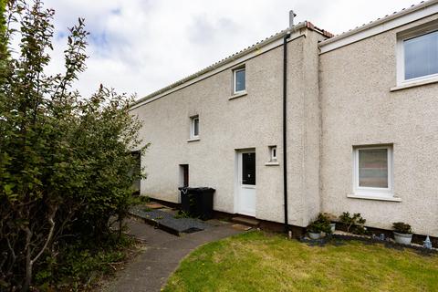 4 bed property, in Lewis Terrace, £85,000