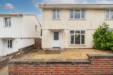 3 bed property, in Malbrook Road, £220,000
