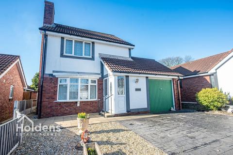 3 bed property, in Bentley Park Road, £315,000