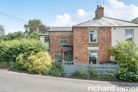 4 bed property, in Tockenham Corner, £495,000