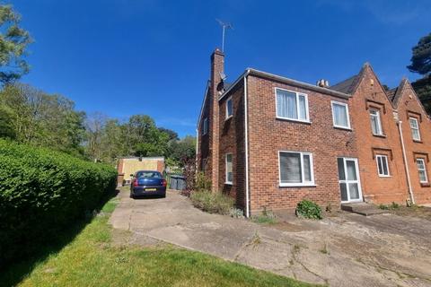 4 bed property, in Foxhall Road, £499,995
