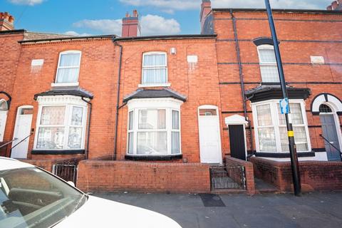 3 bed property, in Durham Road, £195,000
