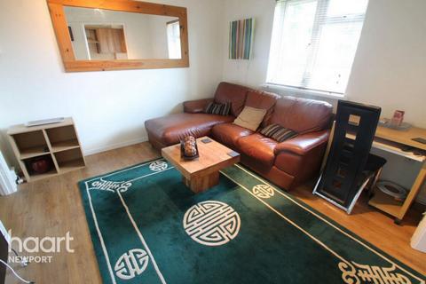 1 bed property, in William Morris Drive, £85,000