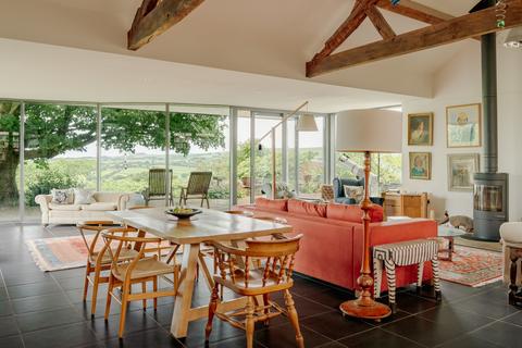 5 bed property, in Fronhaul, £1,500,000