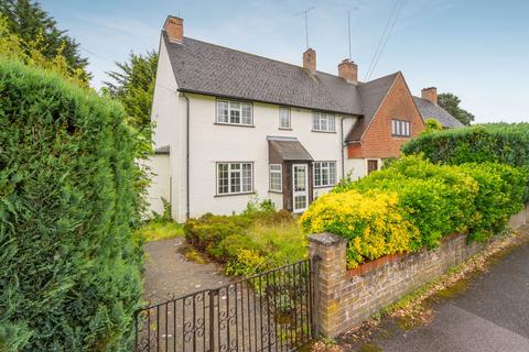 3 bed property, in Kingswick Drive, £425,000