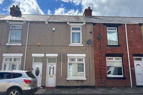 3 bed property, in Thirlmere Street, £60,000