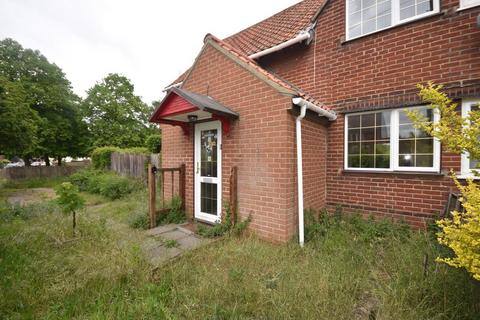 3 bed property, in Wheeler Road, £200,000