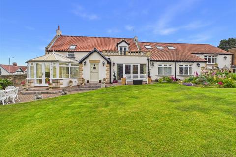 4 bed property, in Durham Road, £749,950