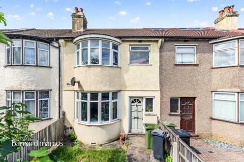 3 bed property, in Eardley Road, £550,000