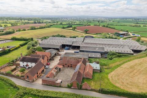 12 bed property, in Whimple, £6,450,000